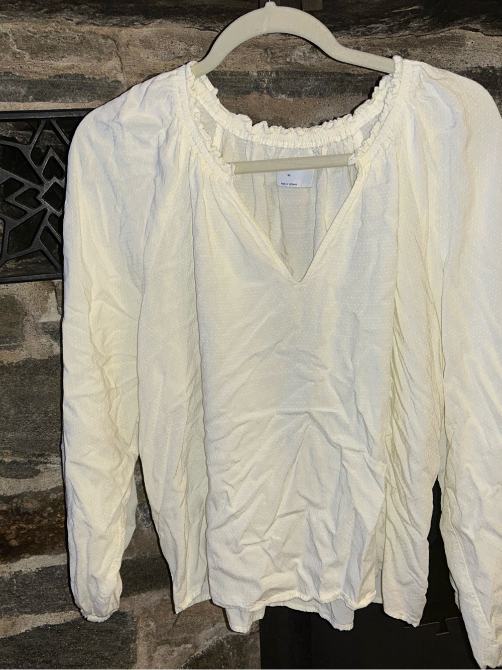 Old Navy Cream Long-Sleeve Peasant Blouse